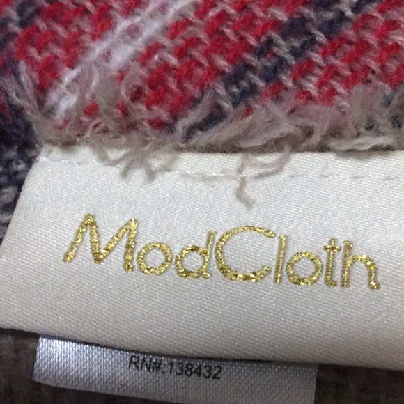ModCloth Scarf/Shawl - Picture 3 of 4